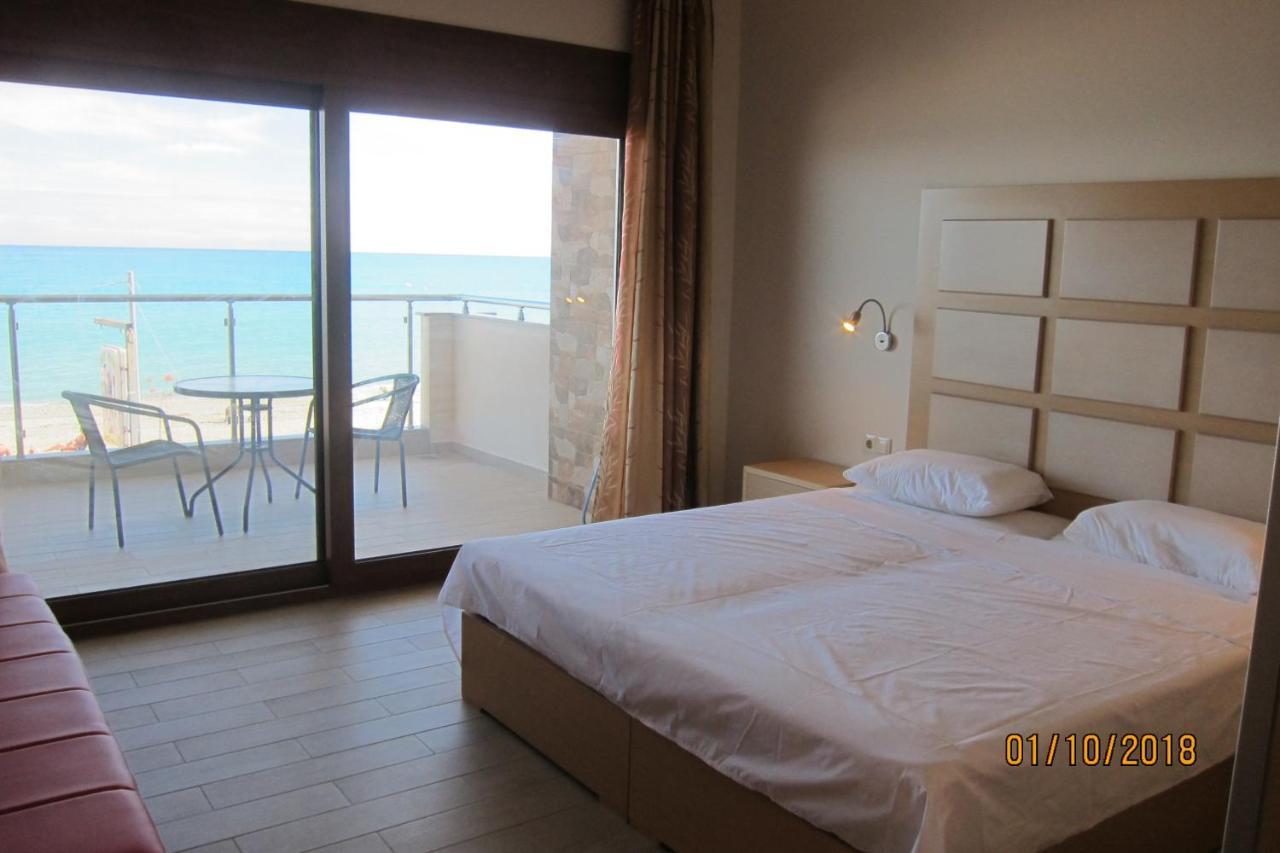 Apartments By The Sea Leptokarya  Exterior photo